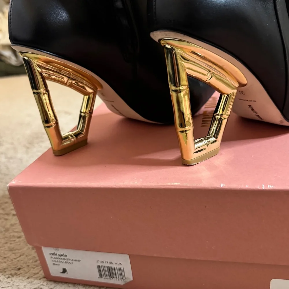 Cult‎ Gaia 37 EU/ 7 US Valeska Bamboo Ankle Boot Black Dustbag Box MSRP $600
